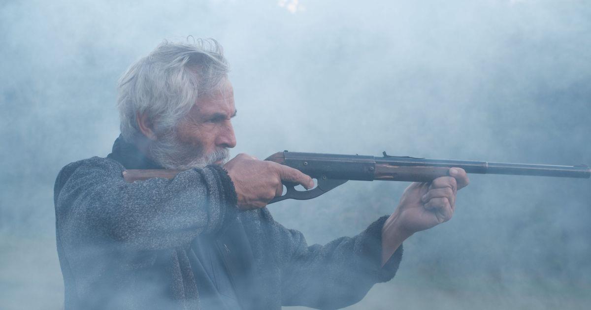 Ariel Escalante, director de ‘Domingo y la Niebla’: “lo que quiero es politizar el arte”